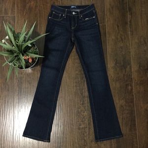 Boot cut jeans